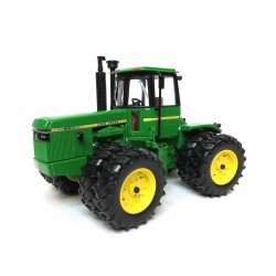 JOHN DEERE 8650 8 roues "Farm Toys Show 2016